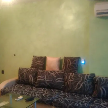 Kristelin Zarata ستارا زاغورا